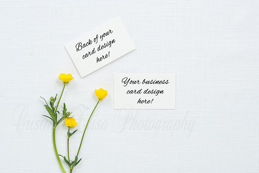 Business card mockup on linen