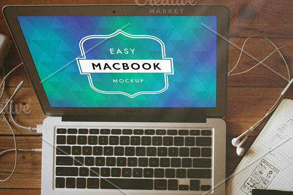 Mockup Macbook Pro 4 in Mobile & Web Mockups - product preview 1