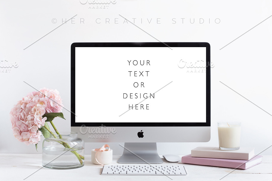 Styled Desktop Mockup, pink & White