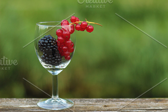 16 Fruit Photos in Graphics - product preview 3