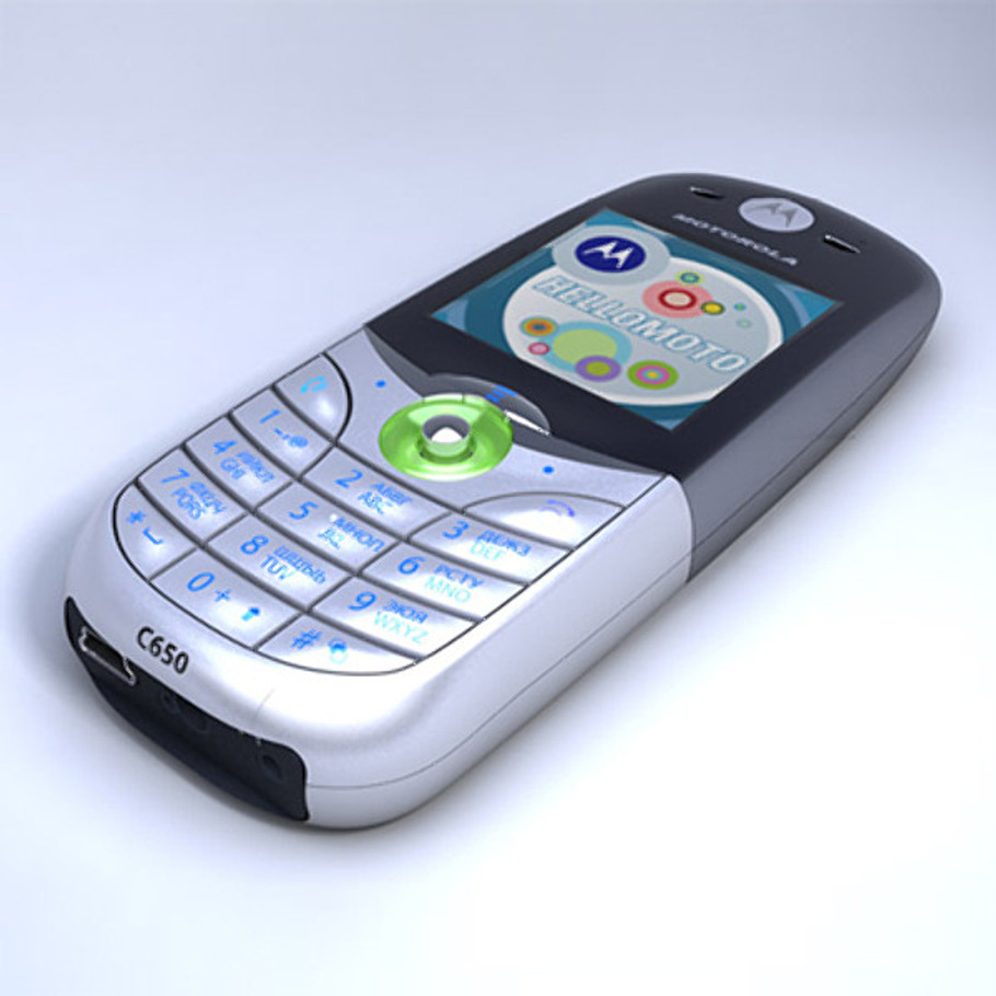 Motorola C650 Cell Phone in Electronics - product preview 3