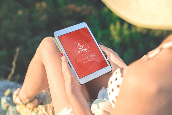 15 PSD Mockups By The Sea in Mobile & Web Mockups - product preview 2