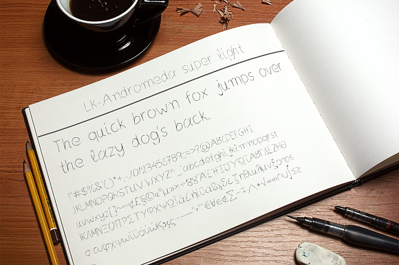 Andromeda Hand Drawn Font in Display Fonts - product preview 3