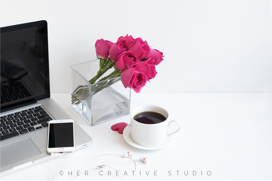 Styled Desktop, Pink Roses