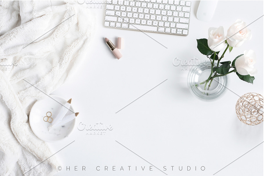 Styled Desktop, White & Gold