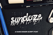 SUNDAZE Script Font