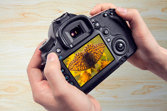 Photorealistic DSLR Camer Mockup in Mockup Templates - product preview 6