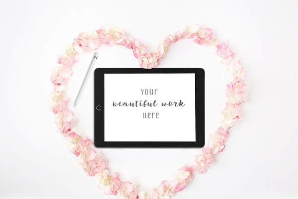 iPad Pro Mockup Heart Flowers