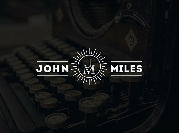 5 Vintage Logos in Logo Templates - product preview 3
