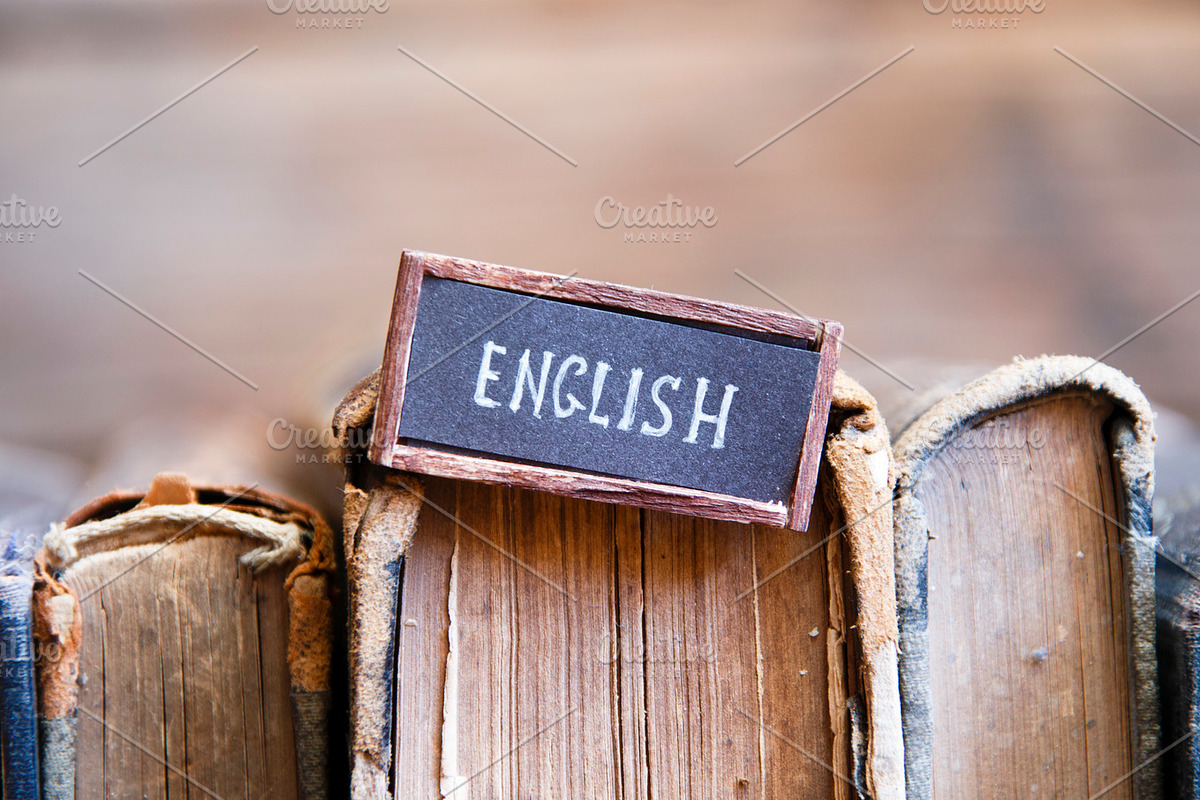 English, tag with the text written in it and books in Graphics - product preview 8
