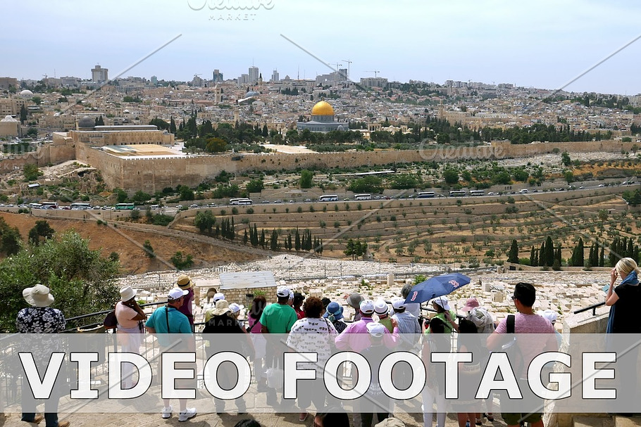 Tourists look at the Jerusalem Old City timelapse in Graphics - product preview 8