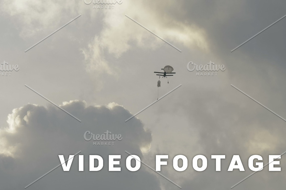 Paratroopers jumping from airplanes - slowmotion 60fps in Graphics - product preview 8