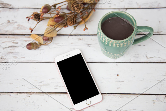 Hot Chocolate in Mobile & Web Mockups - product preview 2