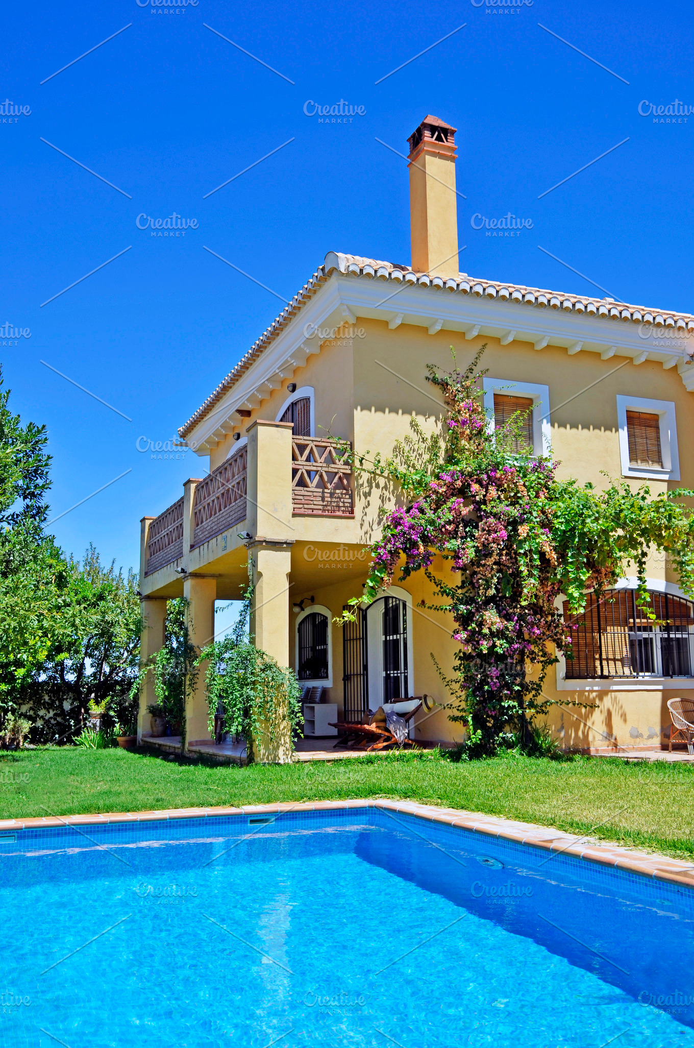 villa with pool spain
