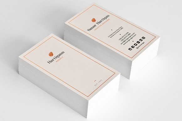 Stylish Minimal Gold Business Card in Business Card Templates - product preview 1