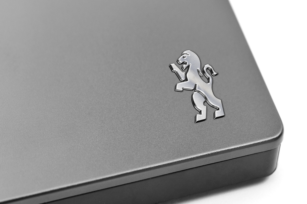 3D Realistic Metal Logo MockUp in Branding Mockups - product preview 8