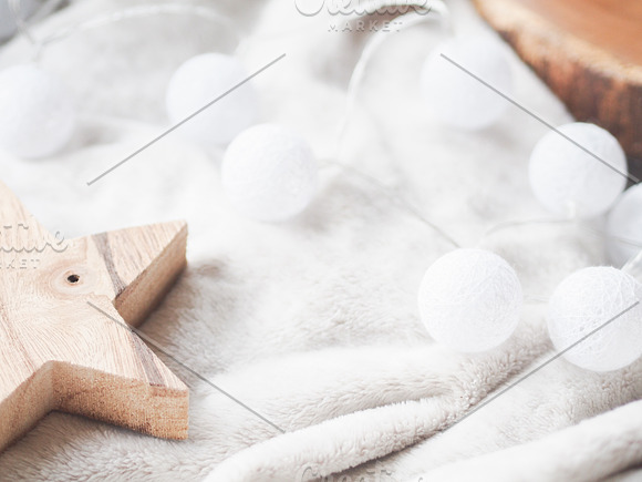CLASSIC CHRISTMAS MOCKUP & PHOTOS in Mobile & Web Mockups - product preview 2
