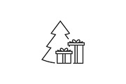 Giftbox at the Christmas tree