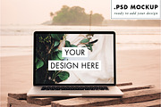 PSD laptop digital nomad beach