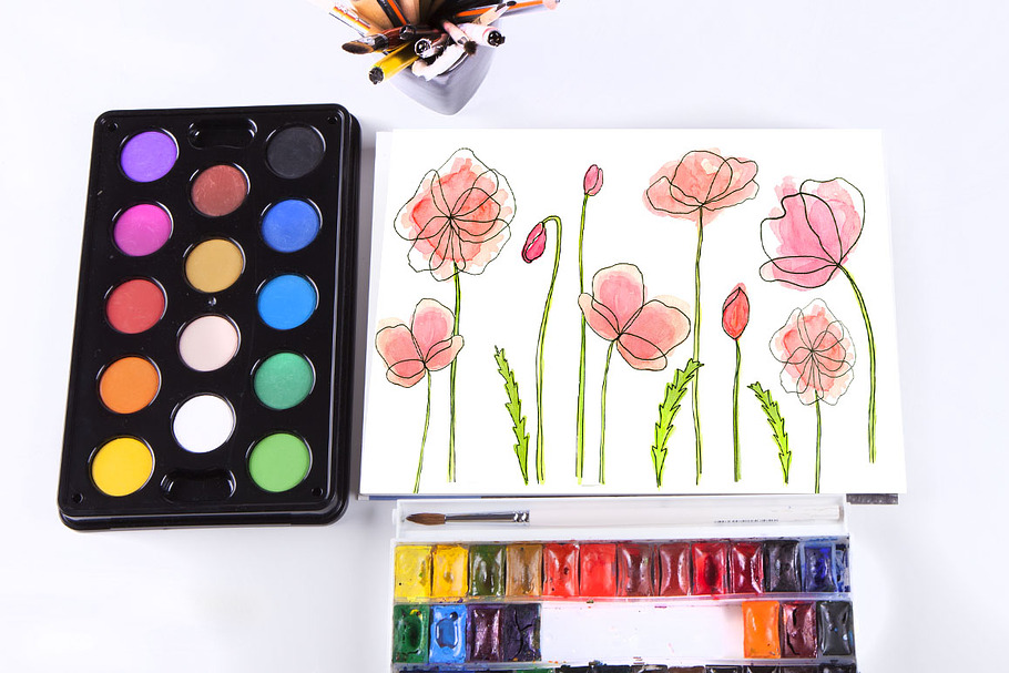 Watercolor painted poppy flowers