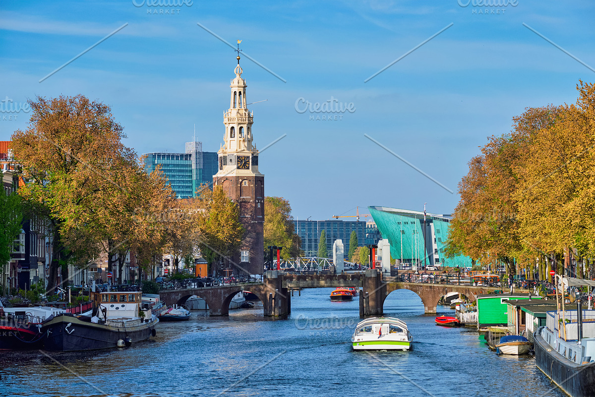 Amterdam canal, bridge and medieval houses in Graphics - product preview 8