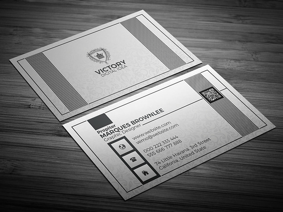 Silveriouly Elegant Business Card in Business Card Templates - product preview 1