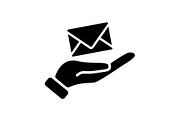 Web icon. E-mail (letter) in hand 