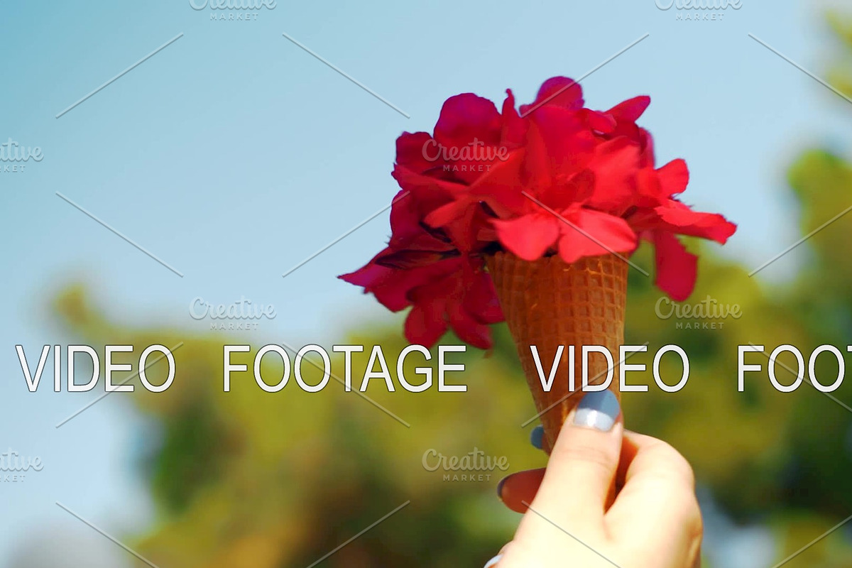 Red summer bouquet in waffle cone in Graphics - product preview 8