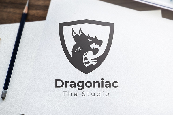DragonShield Logo