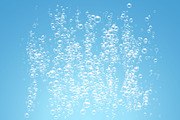 Bubbles under water 