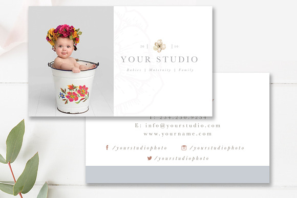 Lifestyle Photographer Business Card in Business Card Templates - product preview 1