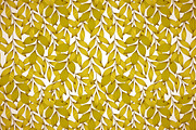 Golden yellow autumn leaves pattern