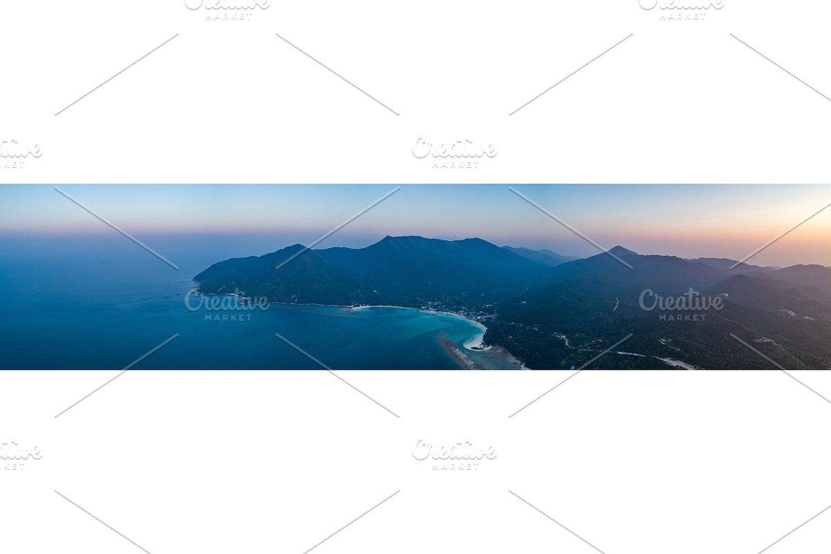 Ko Pha-ngan island, ocean at sunset in Graphics - product preview 8