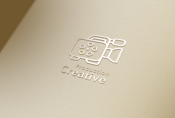 15 Creative Logos Bundle in Logo Templates - product preview 1