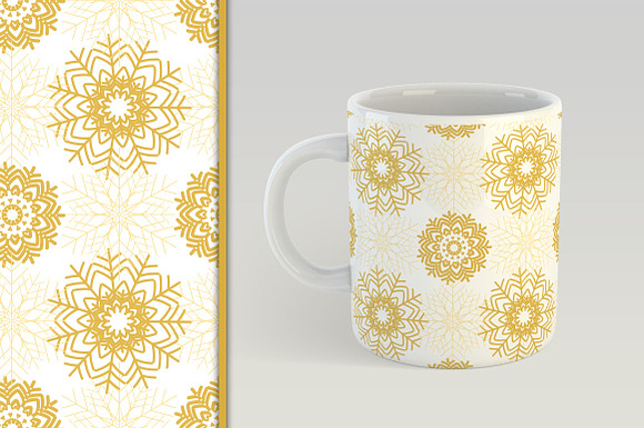 Golden Christmas Seamless Pattern in Patterns - product preview 1