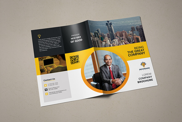 Creative Corporate Brochure Design in Brochure Templates - product preview 4