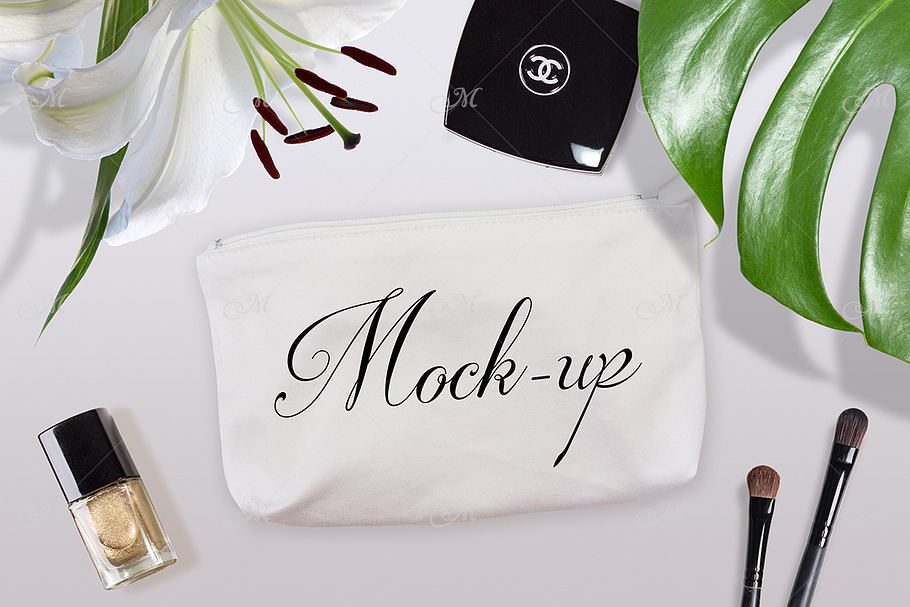 Download White Cosmetic Bag Mock-up. PSD | Creative Product Mockups ...
