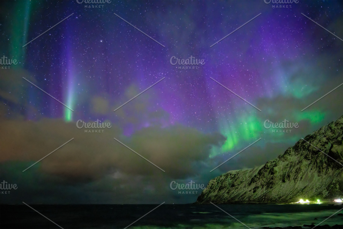 Aurora borealis northern lights in Graphics - product preview 8