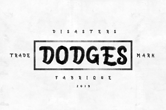 FABRIQUE Typeface - SVG Font in Display Fonts - product preview 4