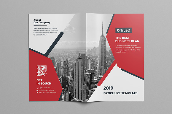 Bi Fold Brochure in Brochure Templates - product preview 2