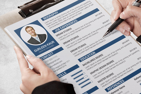 Professional Resume / CV Template in Resume Templates - product preview 6