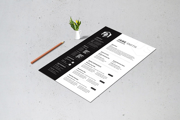 Black White Minimal Resume / CV in Resume Templates - product preview 3