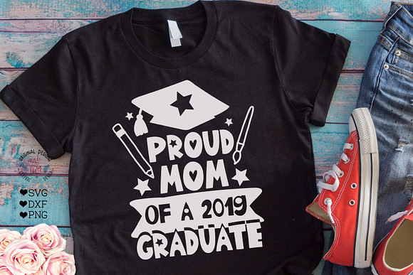 Proud Mom of a 2019 Graduate in Illustrations - product preview 1