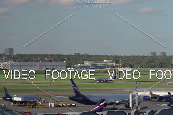 Traffic of Aeroflot airplanes at
