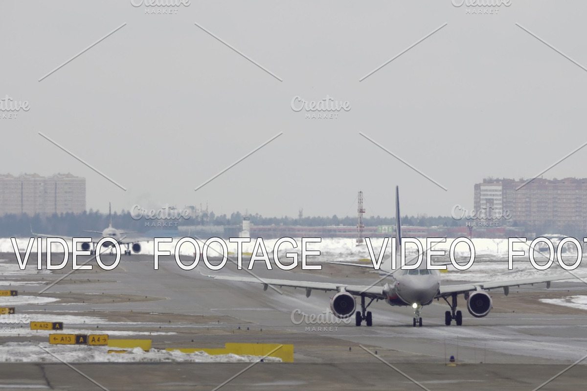 Planes taxiing on the snowy runway in Graphics - product preview 8