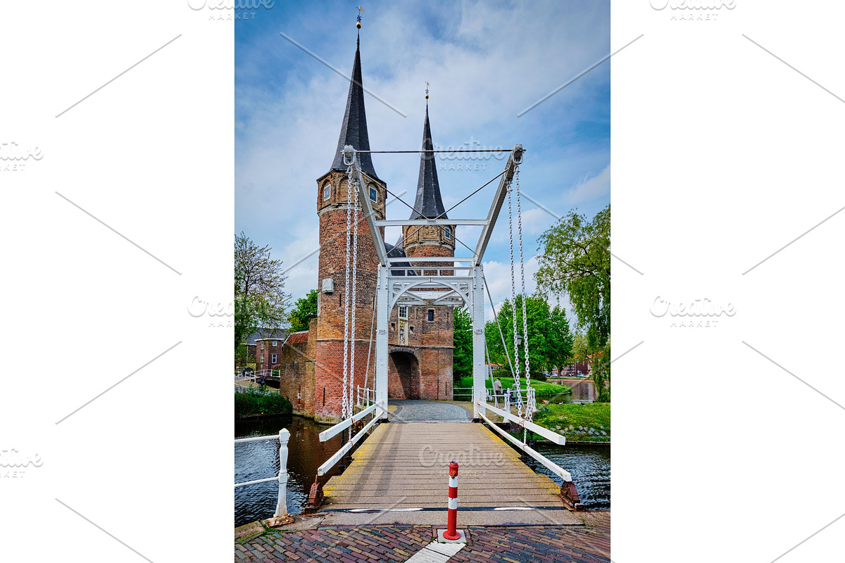 Oostport (Eastern Gate) of Delft in Graphics - product preview 8