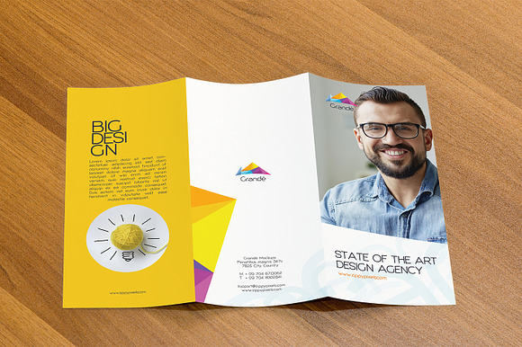 Attractive Flyer Mockup PSDs Vol. 1 in Print Mockups - product preview 4