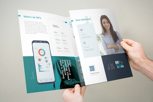 3xA4 Trifold Brochure in Brochure Templates - product preview 2