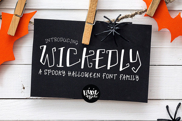 WICKEDLY a Decorative Halloween Font