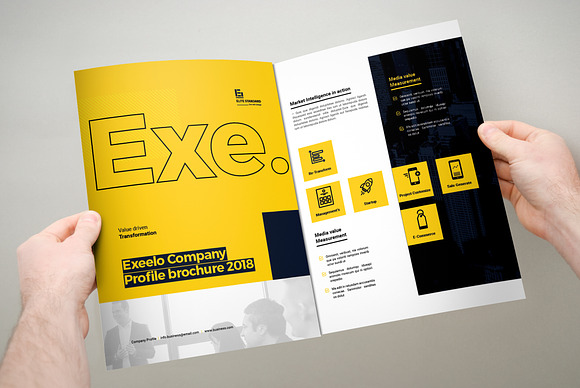 3xA4 Trifold Brochure in Brochure Templates - product preview 3